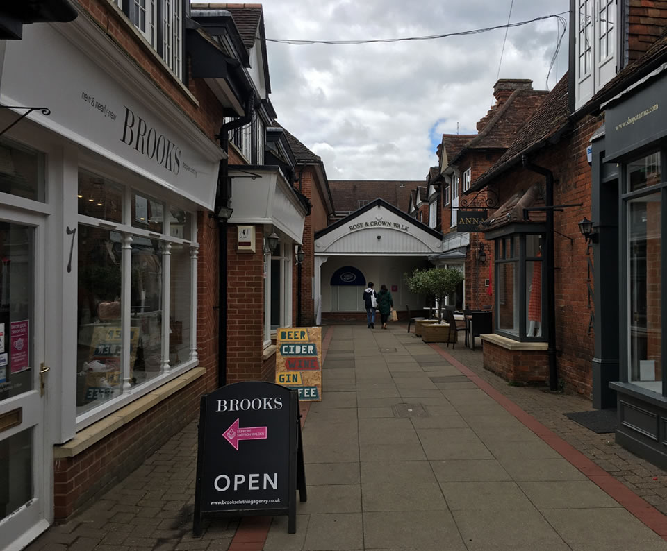 Narrow lanes in and around Saffron Walden Town Centre.