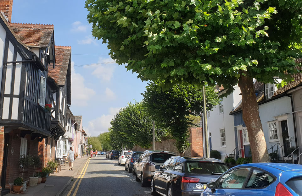 Lined with trees, properties along Castle street animate the space with an undulating roofline and varied form.