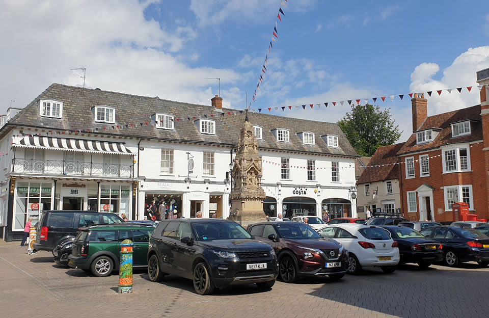 Market Square shared space with focal landmark and strong variation of design.